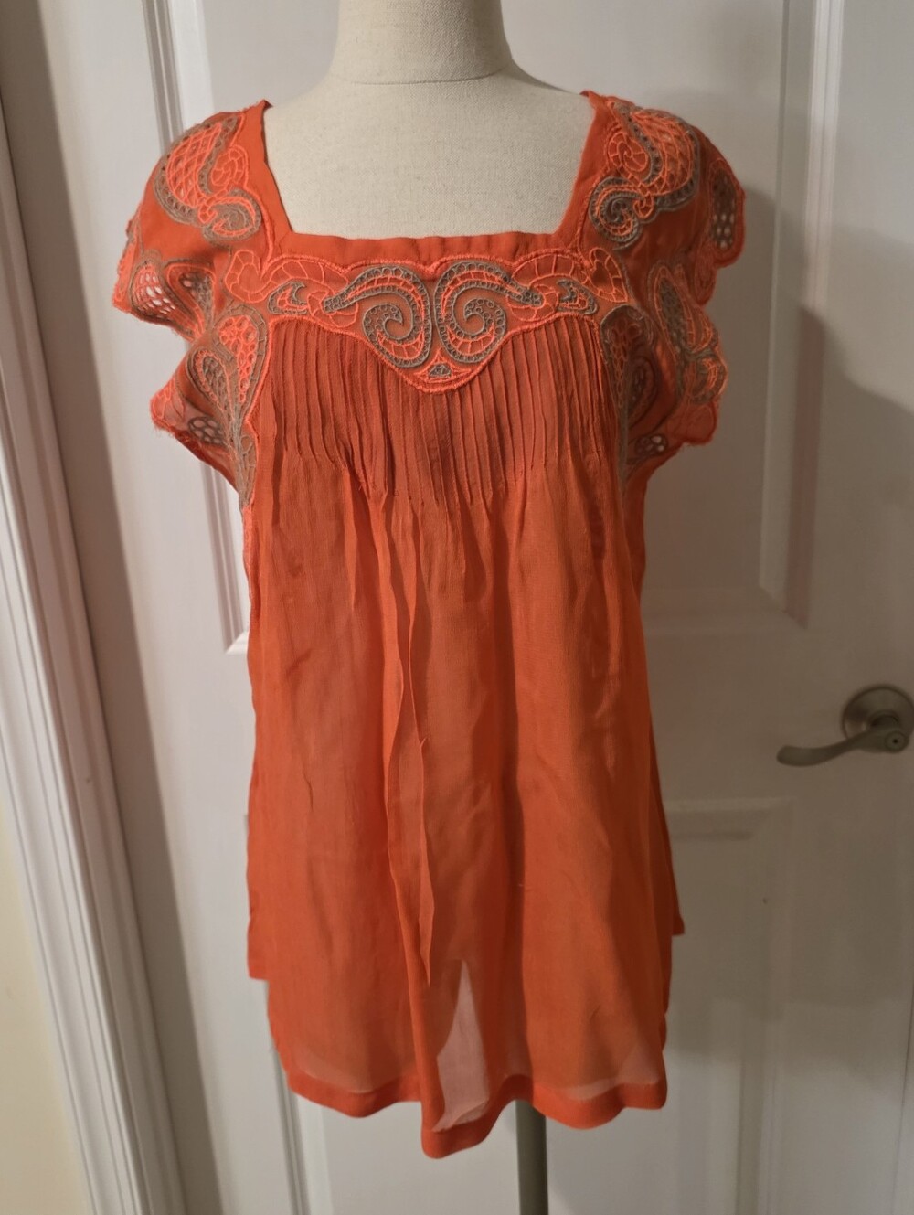 Isato Anthropologie Blouse Size Small